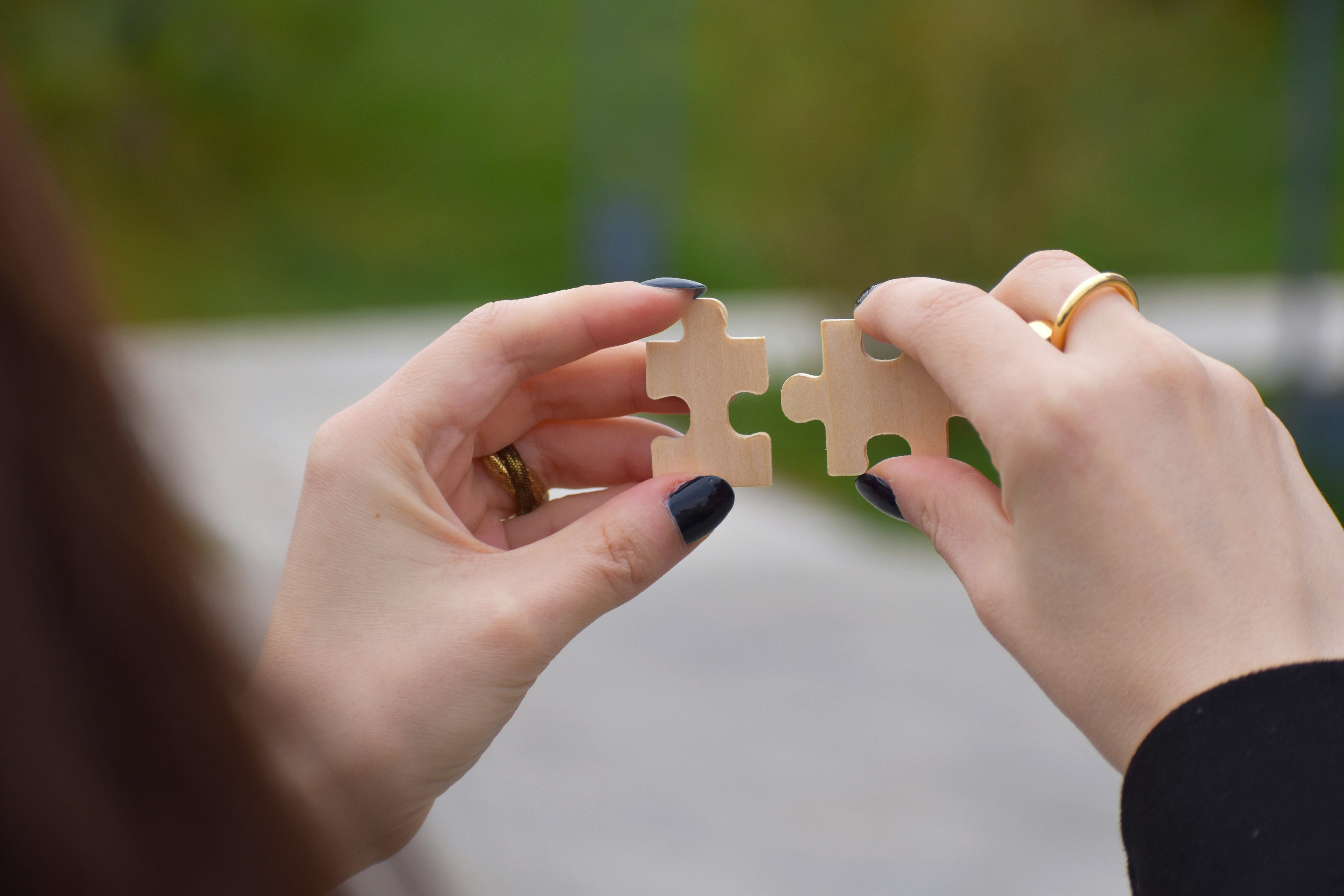 Blog 2 Personal  Puzzle  by vardan papikyan unsplash