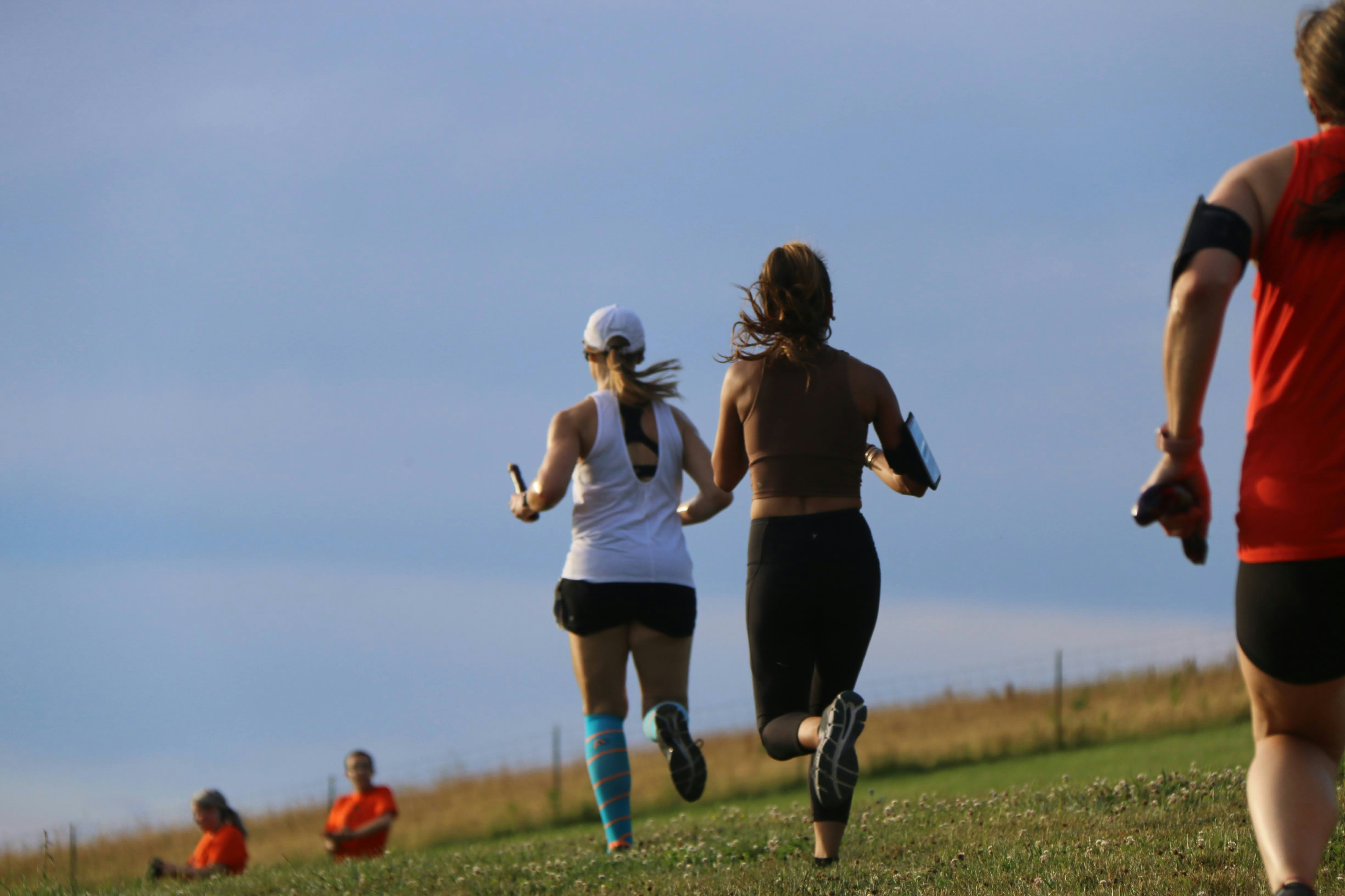 Blog 2 Runner Catch Up by steve lieman unsplash